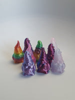 Wichtel-Set mit 5 Mini-Figuren – Handgemachte 3D-Deko in bunten Farben - Bild 2