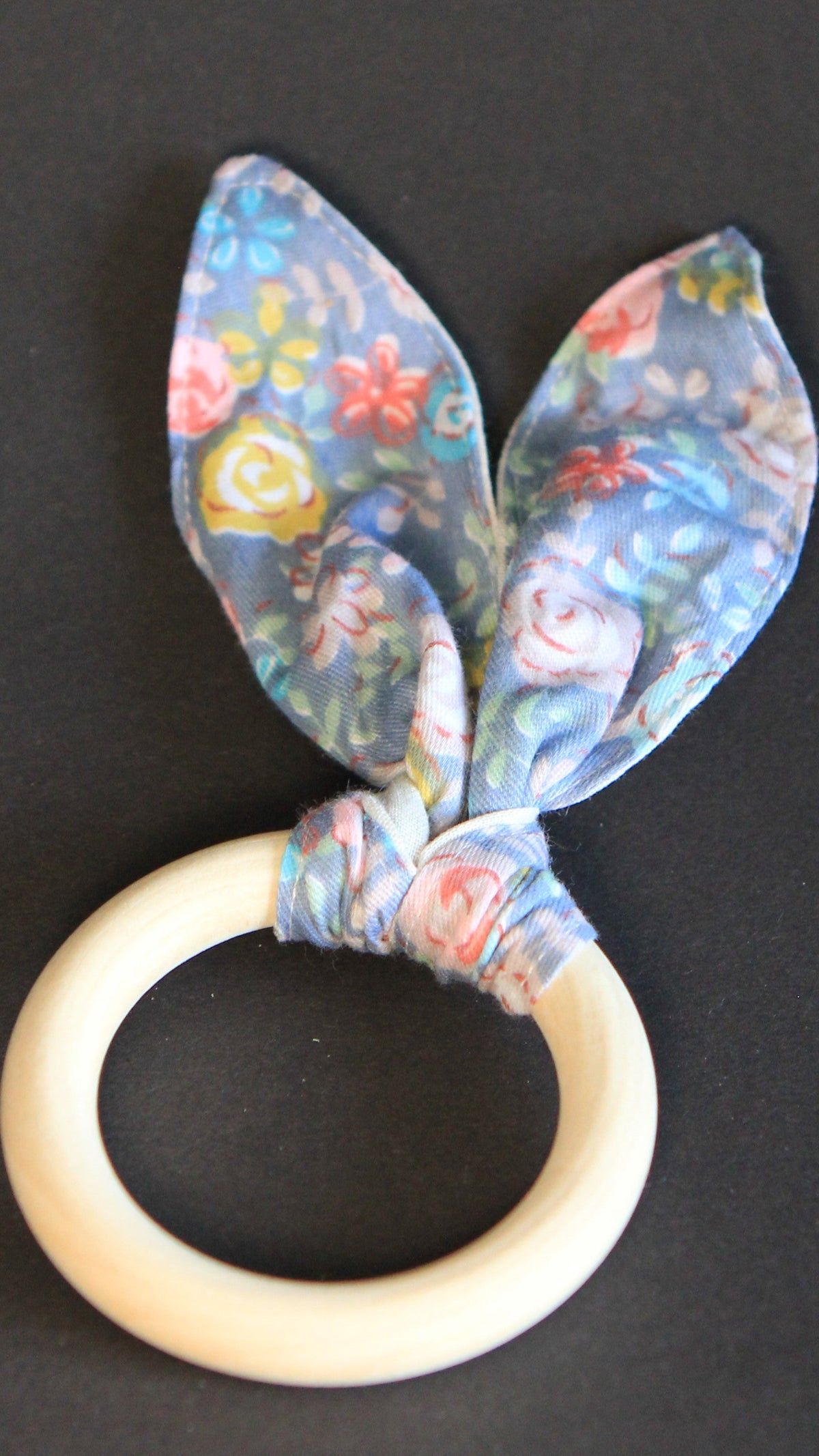 Beißring aus Naturholz – handgemacht & schadstofffrei – für Babys & Kleinkinder