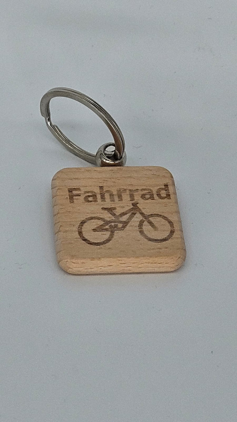 Schlüsselanhänger aus Holz mit Gravur – Fahrrad | Handgemachtes Geschenk | Holzanhänger Unikat