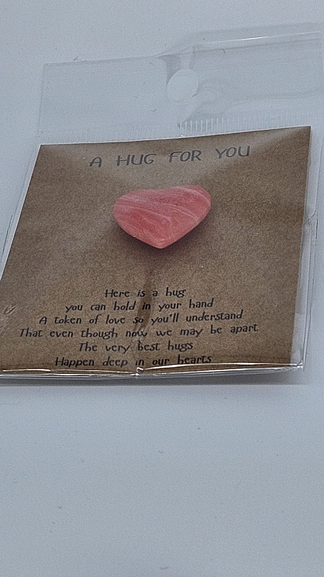 Mini-Glasherz mit Spruch – 'A Hug For You'