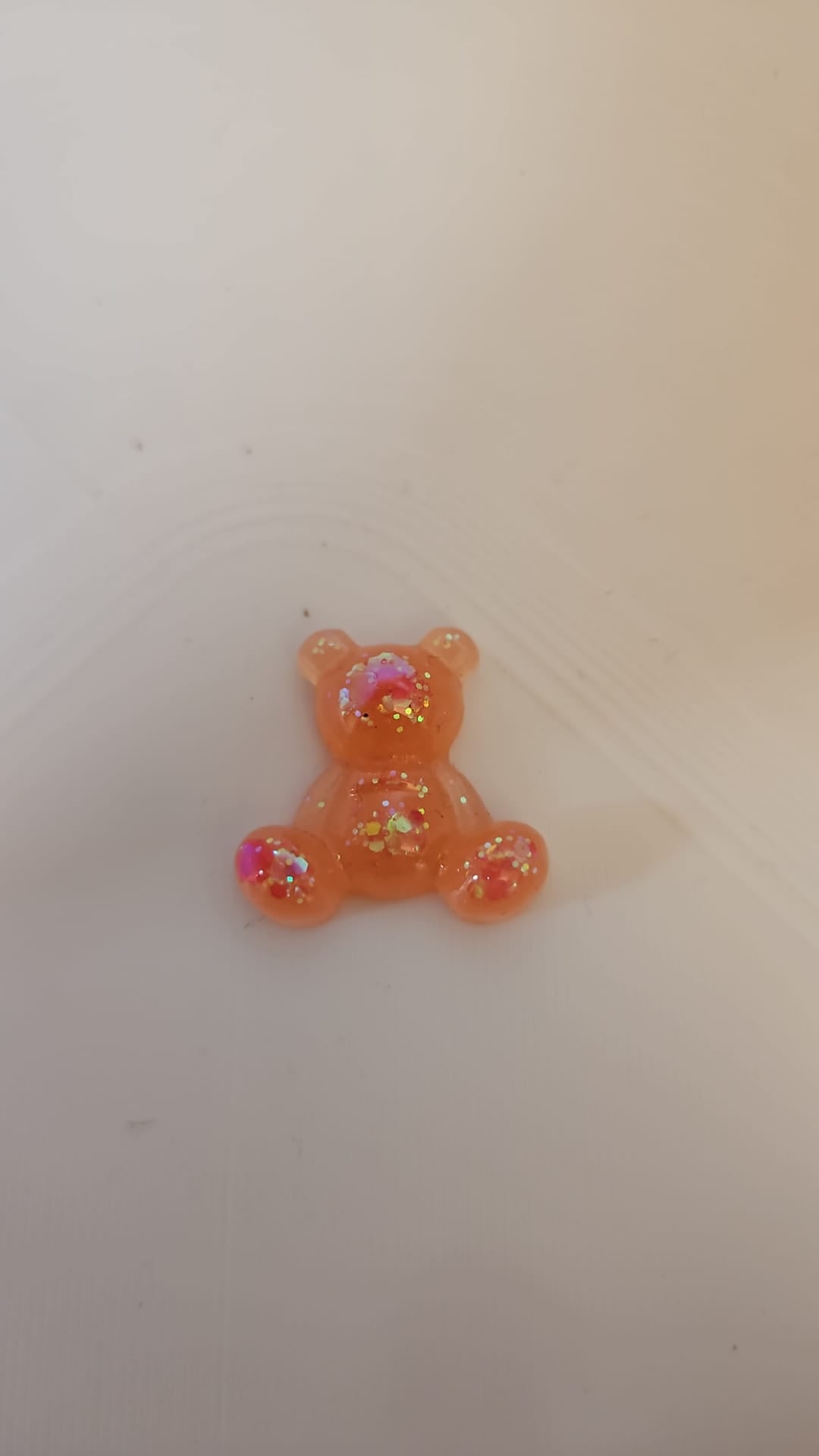Epoxidharz Bär – Glitzer Bärchen – Zufallsfarbe – Handmade Dekoration – Resin Figur