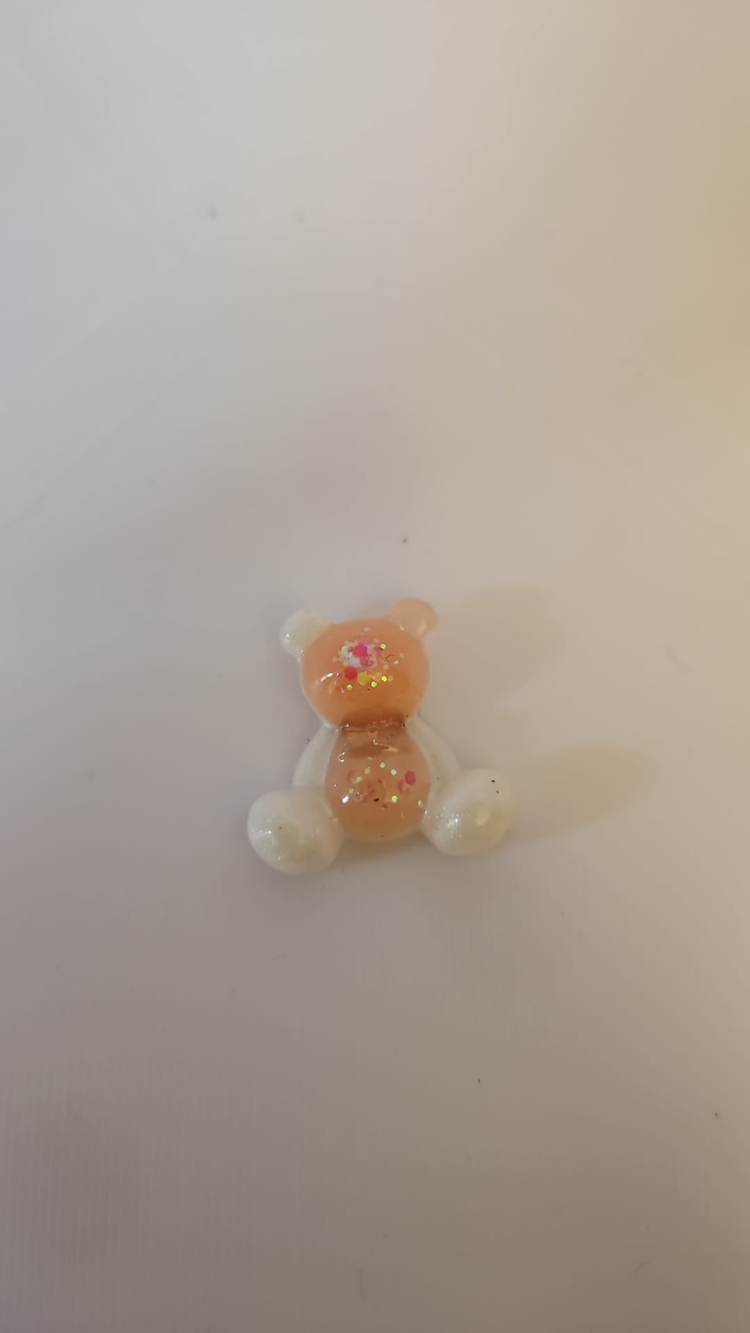 Epoxidharz Bär – Glitzer Bärchen – Zufallsfarbe – Handmade Dekoration – Resin Figur