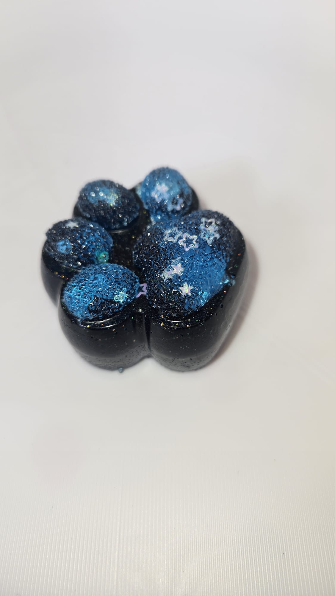 Glitzernde Dekofiguren aus Epoxidharz